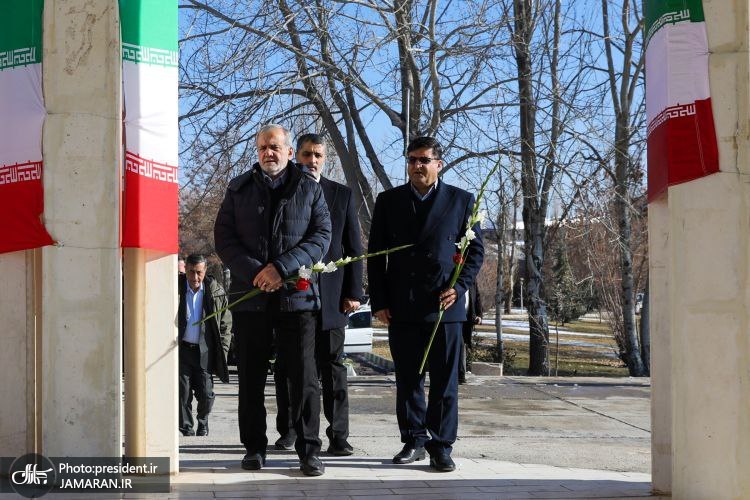 پزشکیان وارد شهرکرد شد (5)