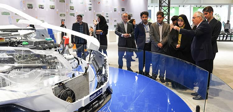 حضور پرقدرت کروز در نمایشگاه قطعات خودرو (5)