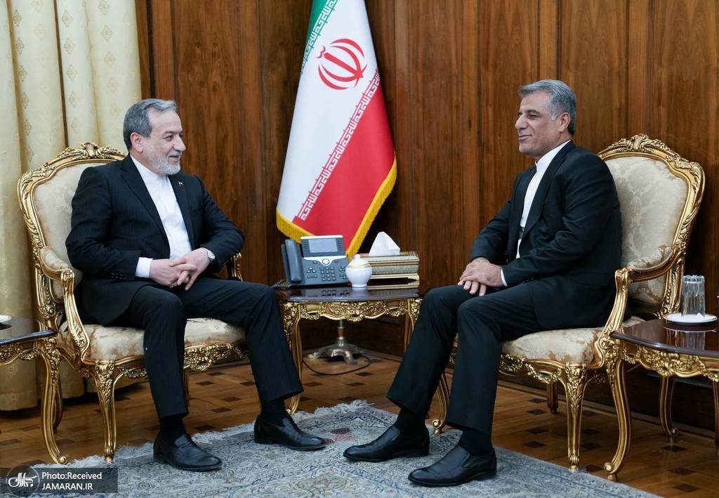 دیدار سفیر جدید ایران در کره جنوبی با وزیر امور خارجه (1)