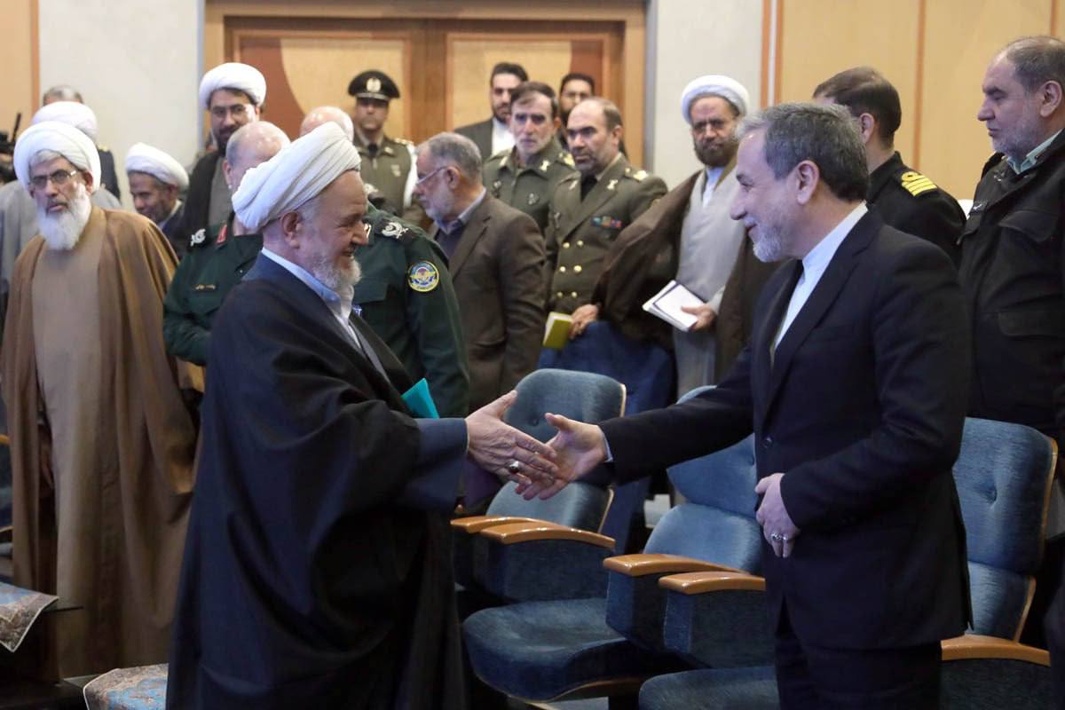 اهدای نشان ارتش جمهوری اسلامی ایران به وزیر امور خارجه 3