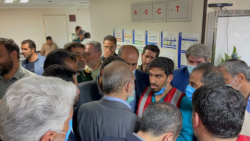 عیادت وزیر کشور از مصدومان حادثه قطار مسافری مشهد-یزد (5)