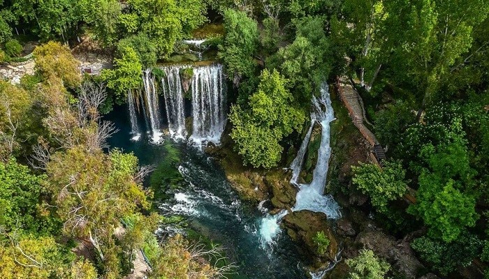 آشنایی با آبشار دودن آنتالیا؛ شگفتی آبی مدیترانه (2)