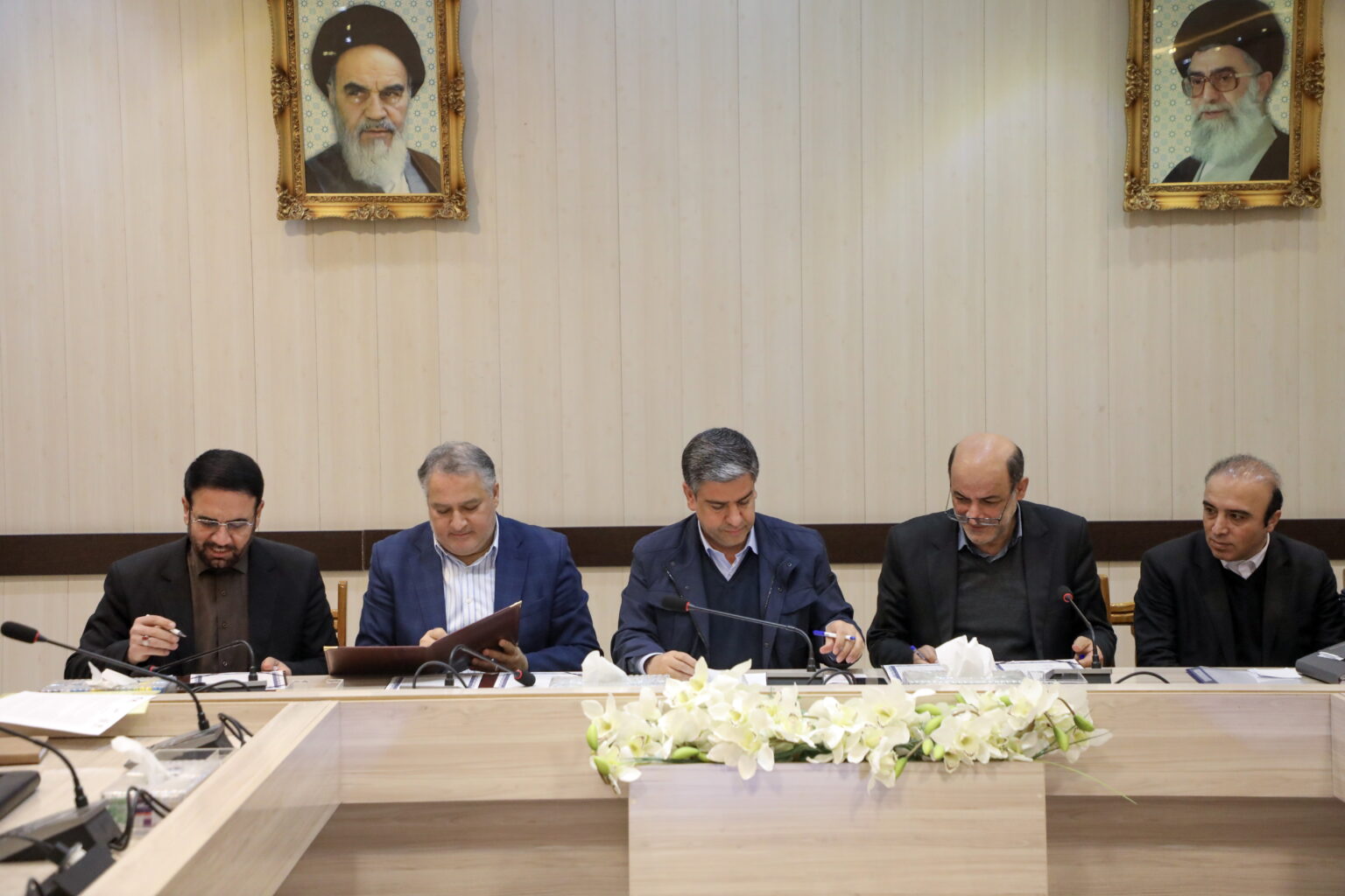 با امضای مدیرعامل هگتا انجام شد؛ سرمایه‌گذاری برای احداث نخستین دهکده گردشگری سلامت کشور در نیر (5)