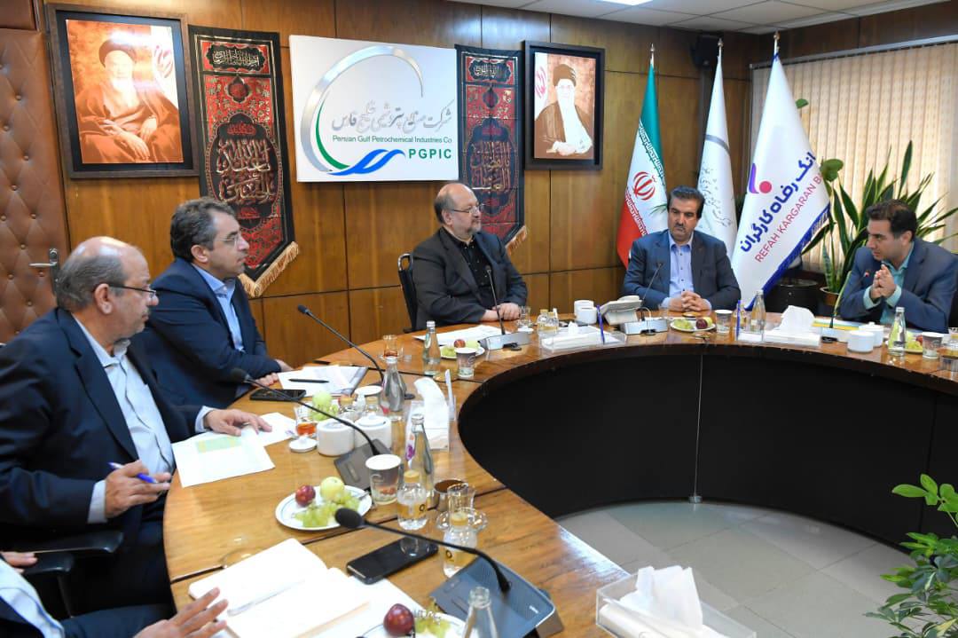 امضای تفاهمنامه همکاری میان پتروشیمی خلیجفارس و بانک رفاه (2)