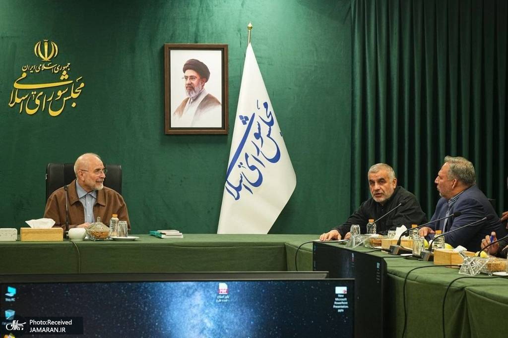 نشست جمعی از وزرا و مسئولان ارشد اقتصادی درباره معیشت مردم (1)