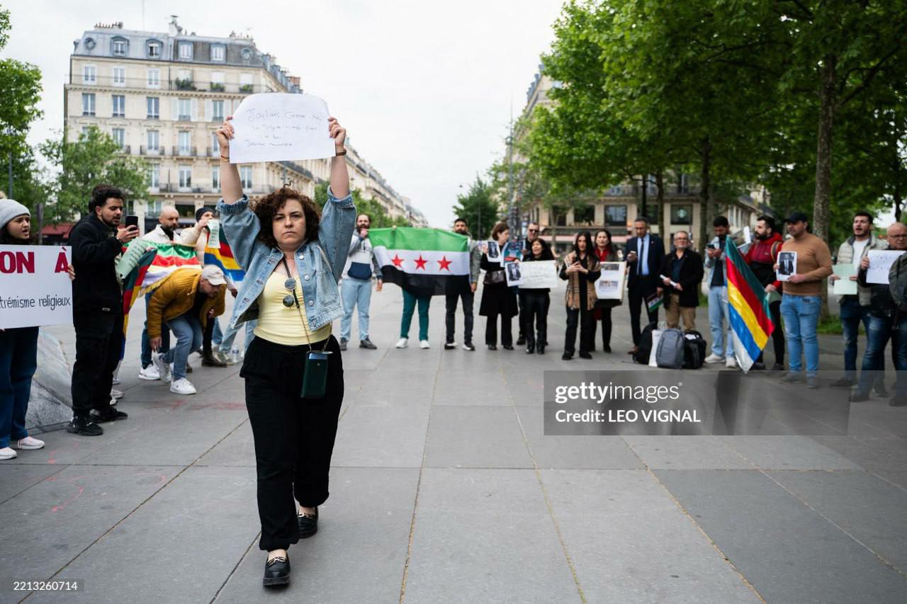 تجمع مخالفان جولانی در نیویورک در جایی که او سخنرانی دارد (3)