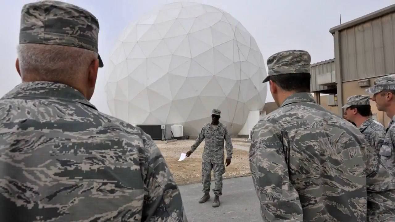 برخورد موشک ایرانی به پایگاه آمریکا (3)