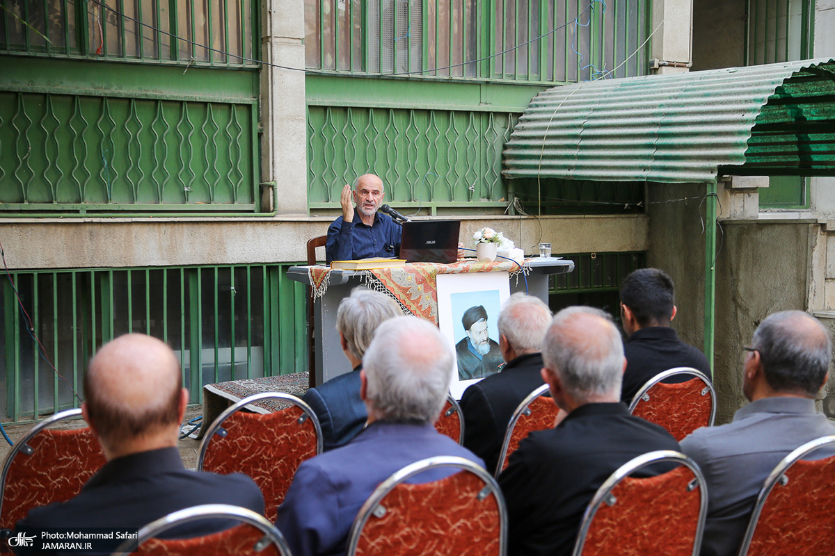 مراسم بزرگداشت شهید بهشتی (ره) در موسسه دین و اقتصاد