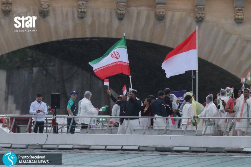 کاروان ایران در افتتاحیه المپیک پاریس