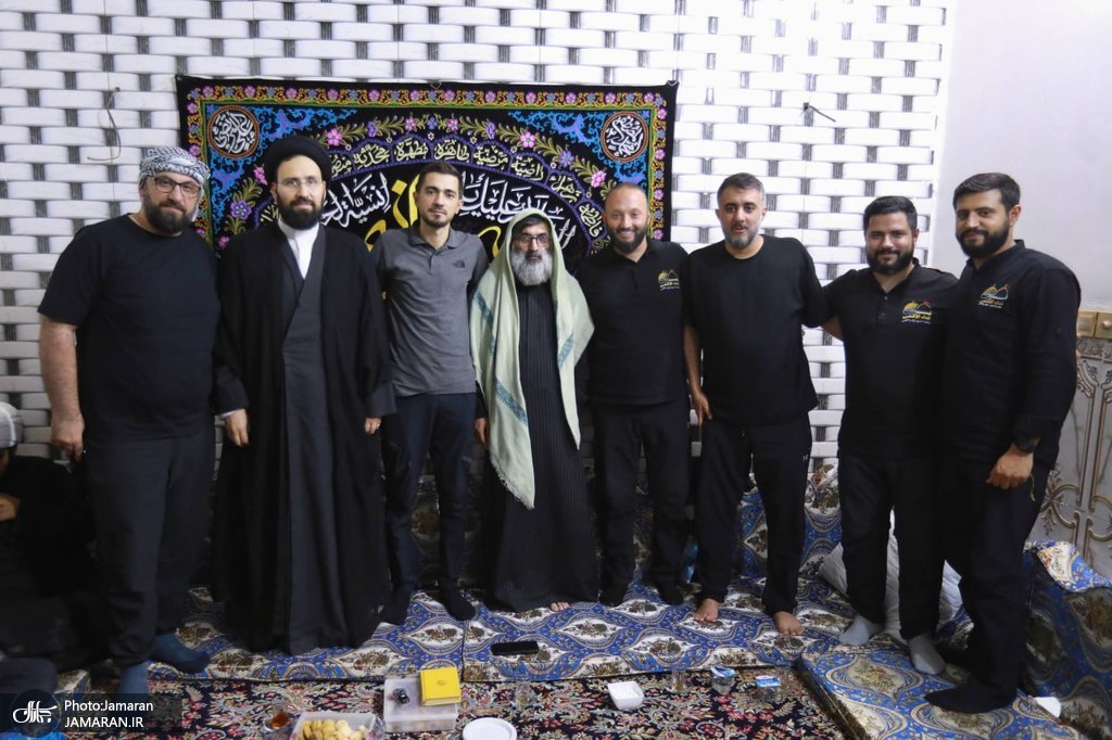 حضور حجتالاسلام سید علی خمینی در موکب ریحانةالنبى (2)