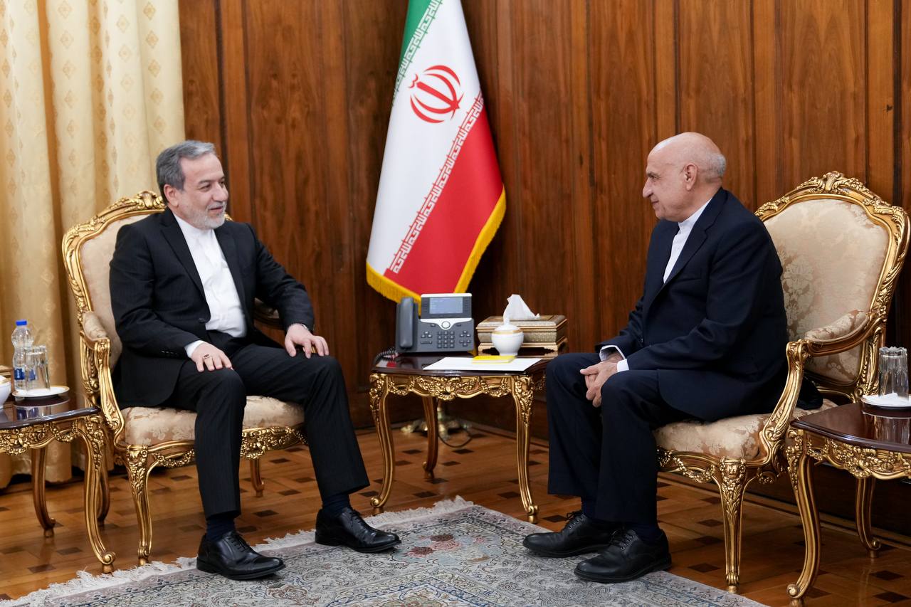 عباس طالبی فر سفیر جدید ایران در کره شمالی است (2)