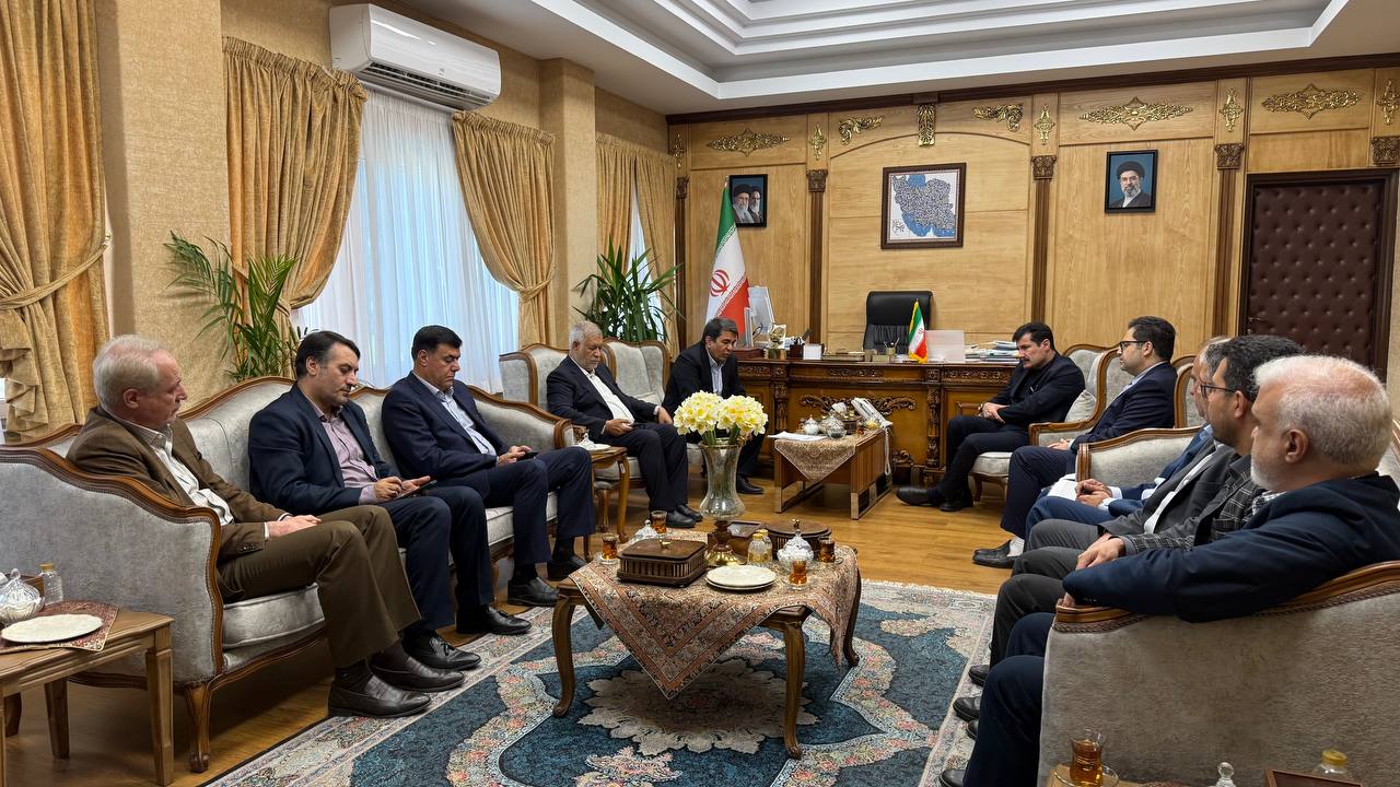 پیگیری مصوبات سفر معاون رئیسجمهور به کرمان (3)