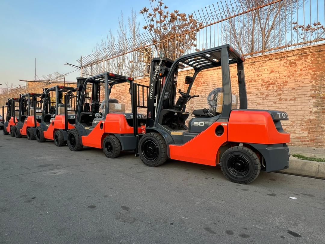 خرید، تعمیر و خدمات تخصصی لیفتراک در قلب 1صنعت جنوب کشور (3)