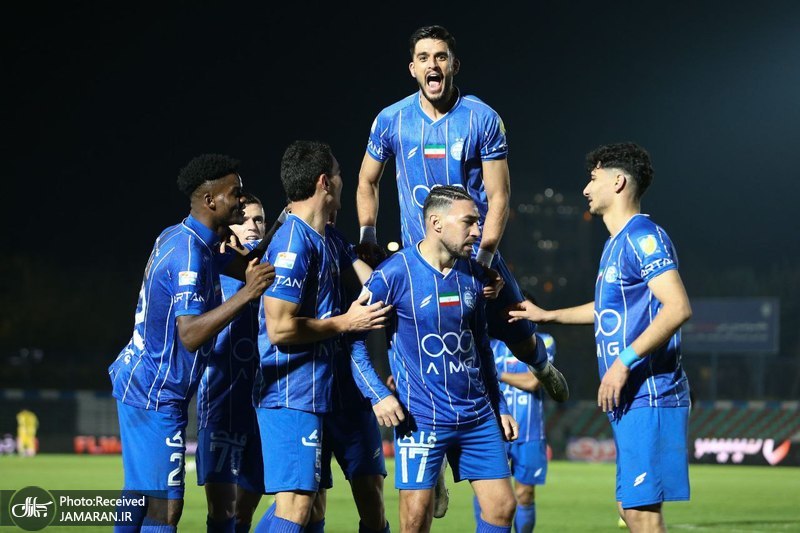 استقلال رستم آشورماتوف