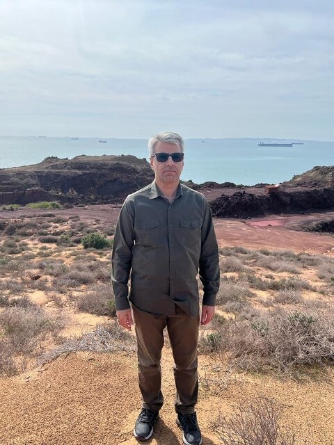 بقائی در هرمز