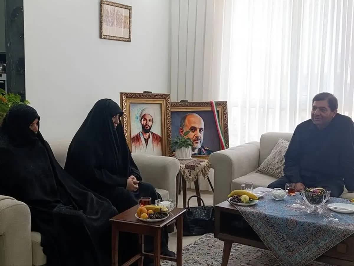 مخبر