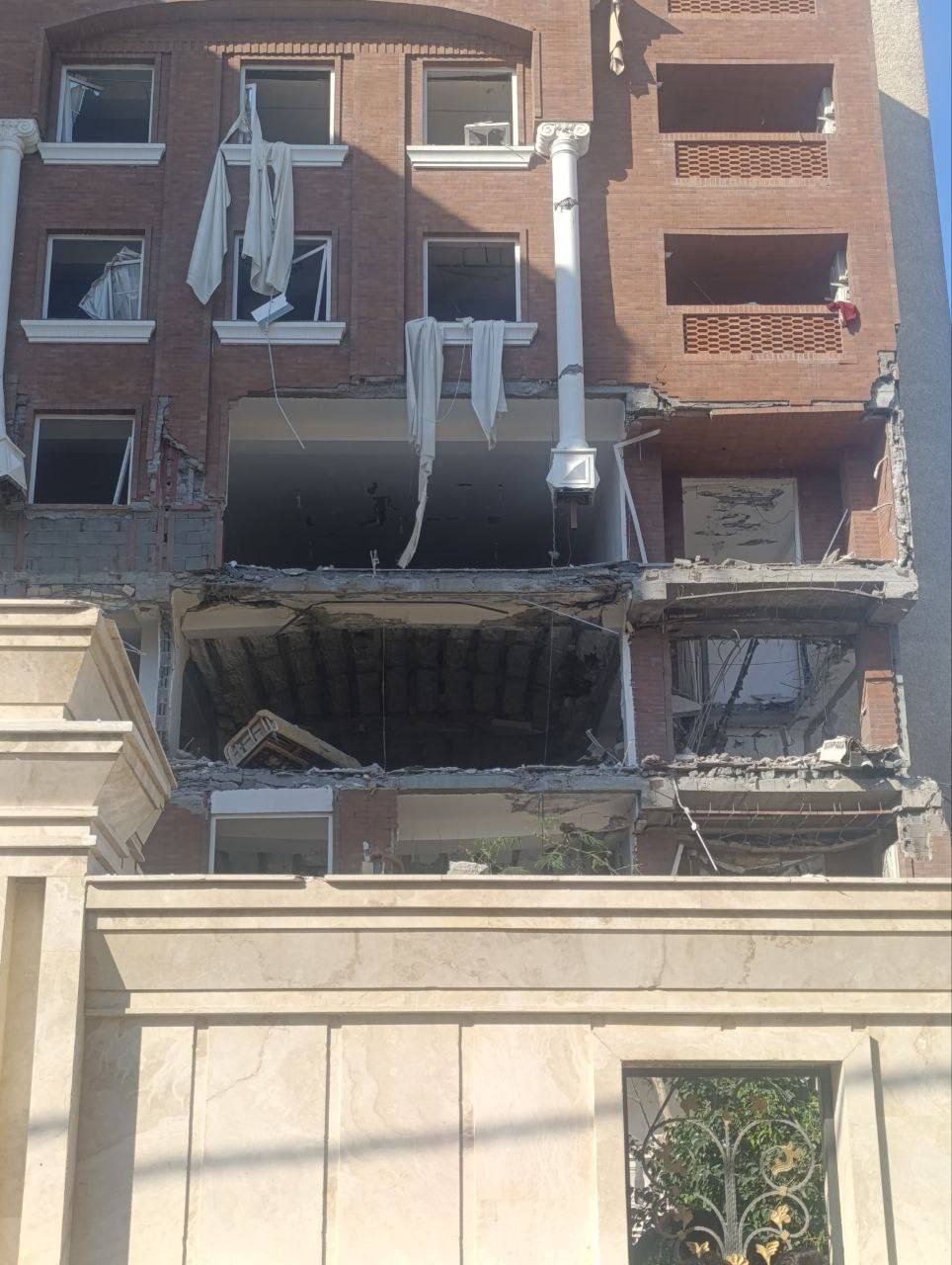 علت صدای مهیب بندرعباس، انفجار در منزل مسکونی بود