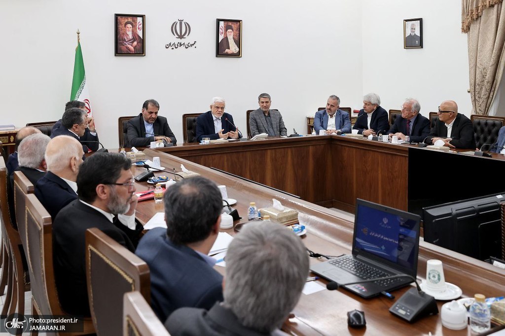 معاون اول رئیسجمهور در دیدار اعضای مجمع کارآفرینان ایران (4)