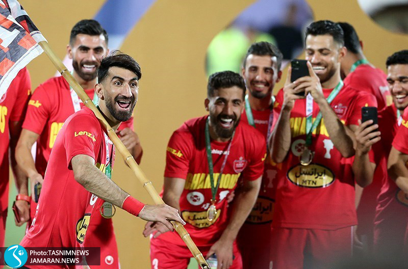 جشن قهرمانی پرسپولیس در جام حذفی فرشاد فرجی