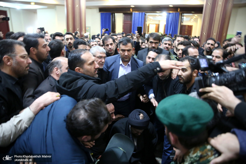 وداع با پیکر مطهر دو شهید مقاومت در حرم مطهر امام خمینی (س)