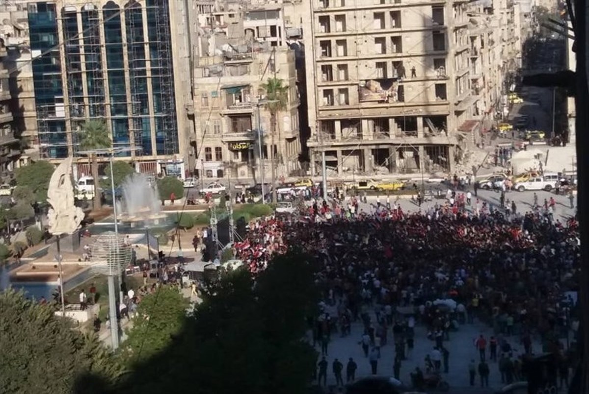 هواداران سوری در خیابان ها بازی را تماشا کردند+ تصاویر