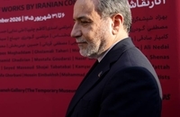 عراقچی به نمایشگاه نقاشی «مدرسه میناب» رفت  (1)