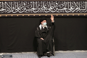 اولین شب عزاداری حضرت اباعبدالله الحسین (ع) در حسینیه امام خمینی