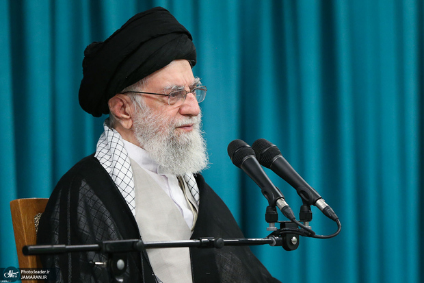 فیلم کامل دومین پیام تلویزیونی رهبر معظم انقلاب خطاب به ملت ایران در پی تهاجم رژیم صهیونی