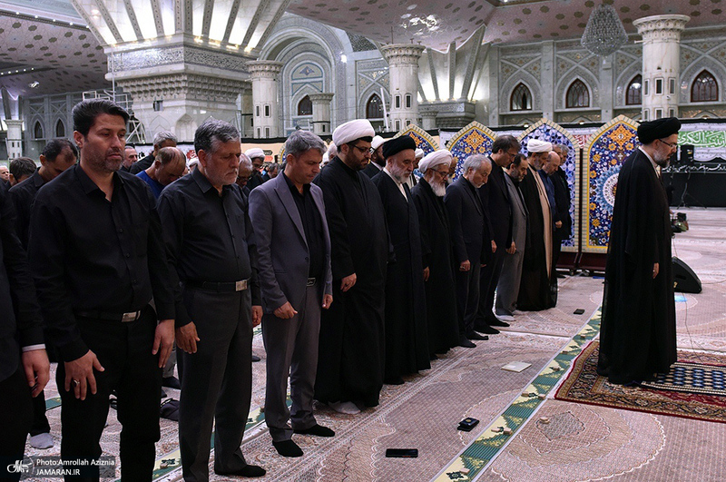 چهارمین شب عزاداری حضرت اباعبدالله الحسین (ع) در حرم امام خمینی