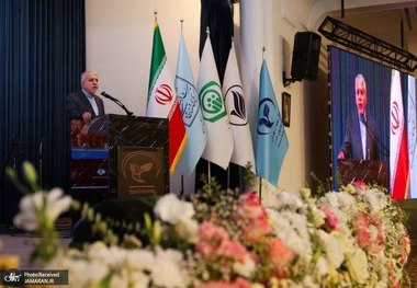 صالحی‌امیری: ۲۷ اختیار به استان‌ها تفویض شد/ سال گذشته ۷ میلیون و ۳۹۹ هزار گردشگر به ایران سفر کردند؛ در سال پیش از آن این رقم ۶ میلیون نفر بود/ از شهریور روند بازگشت گردشگران آغاز شده و در شش ماه آینده شرایط به حالت طبیعی خواهد رسید