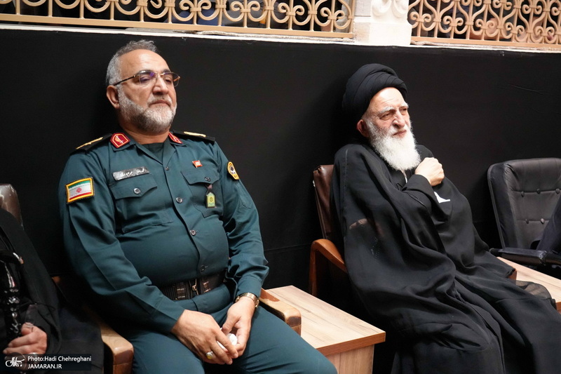 مراسم عزاداری روز تاسوعای حسینی در بیوت مراجع و علماء‎