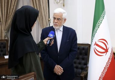 عارف: یکی از دلایل پایین بودن بهره‌وری‌ در کشور کمبودهایی است که در زمینه تربیت تکنسین‌ داریم/ وضعیتمان در تربیت نیروهای کاردان خوب است اما درجایگاه شایسته، نیستیم/ برای رسیدن به جایگاه واقعی رشته‌های فنی، حرفه‌ای و مهارتی، باید فرهنگ‌سازی درست صورت گیرد