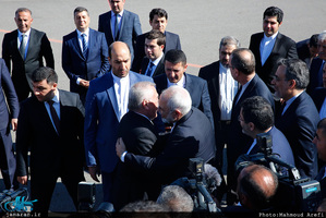 بازگشت ظریف از  نخجوان 