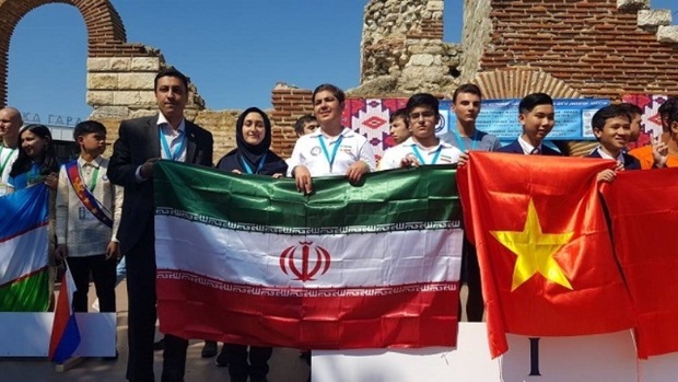 دانش‌آموز خوزستانی 2 مدال جهانی ریاضی را از آن خود کرد