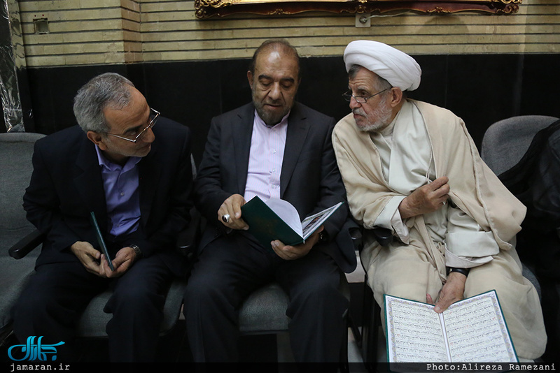 مراسم ختم مادر حجت الاسلام و المسلمین محتشمی پور در مسجد نور-2