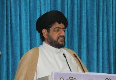 امام جمعه گناوه: نامزدهای ریاست جمهوری وعده های بی اساس ندهند