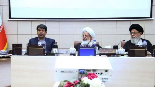 استاندار یزد ایجاد اتاق فکر برای جذب گردشگران مذهبی را خواستار شد