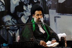 دیدار جمعی از ائمه جماعات استان قم با سید علی خمینی