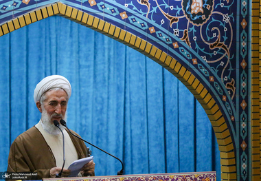 صدیقی، امام جمعه تهران: حضور سران بی‌عقل، بی‌شعور، بی‌رحم و بی‌شرافت کشورهای غربی و آمریکا نشان داد رژیم صهیونیستی خانه عنکبوت است/ حضور مردم در خیابان های لندن و فرانسه نشان داد که بند را آب برده و نابودی اسرائیل نزدیک است
