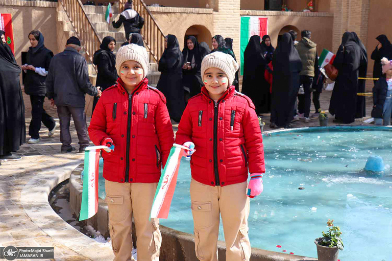 راهپیمایی باشکوه 22 بهمن در خمین