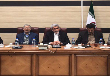 صبوری، درستی در اخلاق و رفتار و قانونمداری سرلوحه کار مدیران باشد