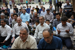 مراسم عزاداري شب وفات حضرت زينب(س) در حرم امام راحل