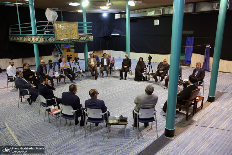 دیدار اعضای شورای مرکزی حزب اعتماد ملی با سید حسن خمینی