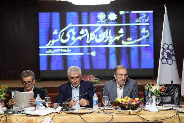 دولت در پرداخت دیون خود به شهرداری مشهد همکاری لازم را دارد