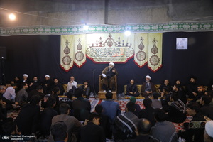 مراسم عزاداری دهه اول ماه صفر در بیت مرحوم آیت الله شاه آبادی‎