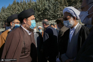 مراسم تشییع همسر آیت الله ری شهری با حضور سید حسن خمینی