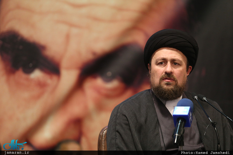 دیدار وزیر ورزش و جوانان و جمعی از ورزشکاران با سید حسن خمینی 