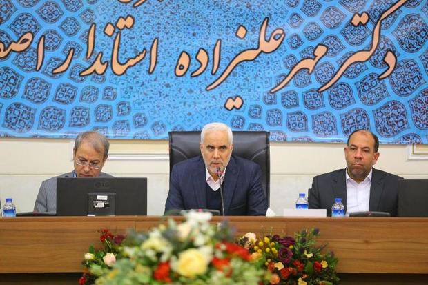 بقای اصفهان در گرو اجرای طرح های هفتگانه آب است
