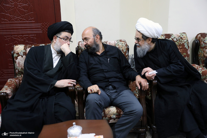 مراسم تشییع و تدفین همسر آیت الله موسوی بجنوردی (ره) در حرم امام خمینی (س)-3