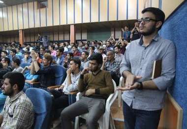 نخستین مناظره نمایندگان سه نامزد انتخابات ریاست جمهوری در بیرجند برگزار شد